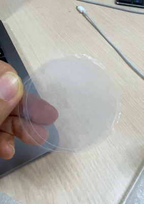 Wafer al quarzo monocristallino il materiale perfetto per le applicazioni più esigenti