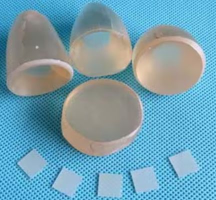 Sperimenta l'innovazione dei nostri wafer SrTiO3: la scelta definitiva per applicazioni elettroniche e ottiche avanzate