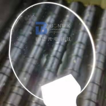 wafer piezoelettrico di 6inch 0.5mm con la direzione progettata di propagazione e di orientamento
