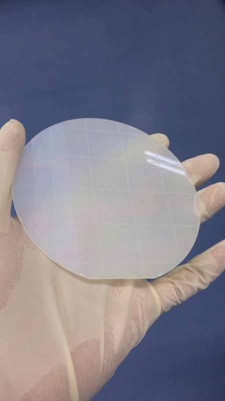 Wafer di silice fuso ad alta purezza per prestazioni imbattibili 2'' 3' 4' 6' 8' Disegni ottici e microelettronici a livello di wafer