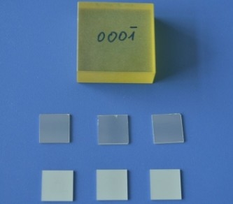 Il substrato cristallino ZnO è utilizzato in GaN ((LED blu) Substrato epitaxiale Dispositivi di connessione a banda larga e altri campi