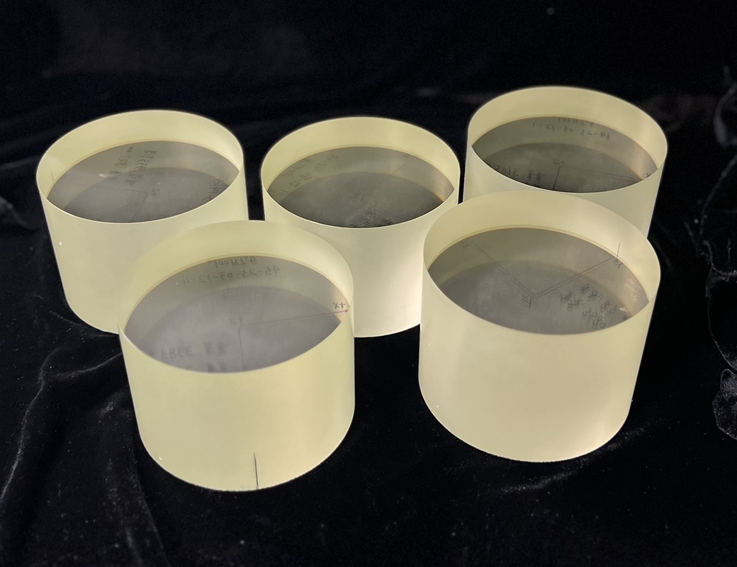 Elaborazione del segnale ad alta sensibilità con il nostro wafer piezoelettrico di LiNbO3 stecchiometrico di precisione per applicazioni optoelettroniche