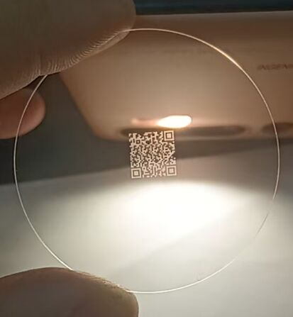 Wafer in silicio fuso durevole e preciso con bassa espansione termica e superficie elevata progettato per l'industria dei semiconduttori e rivestimenti ottici