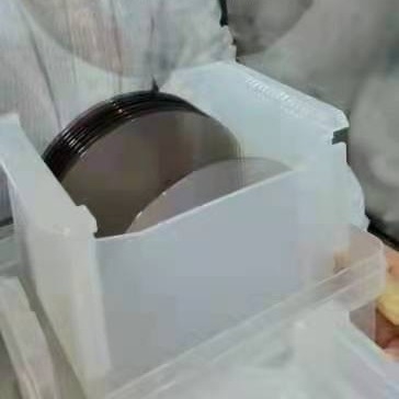 Wafer piezo-elettrico a 8 pollici a 6 pollici su misura per il semiconduttore probabilità di intercettazione e MEMS